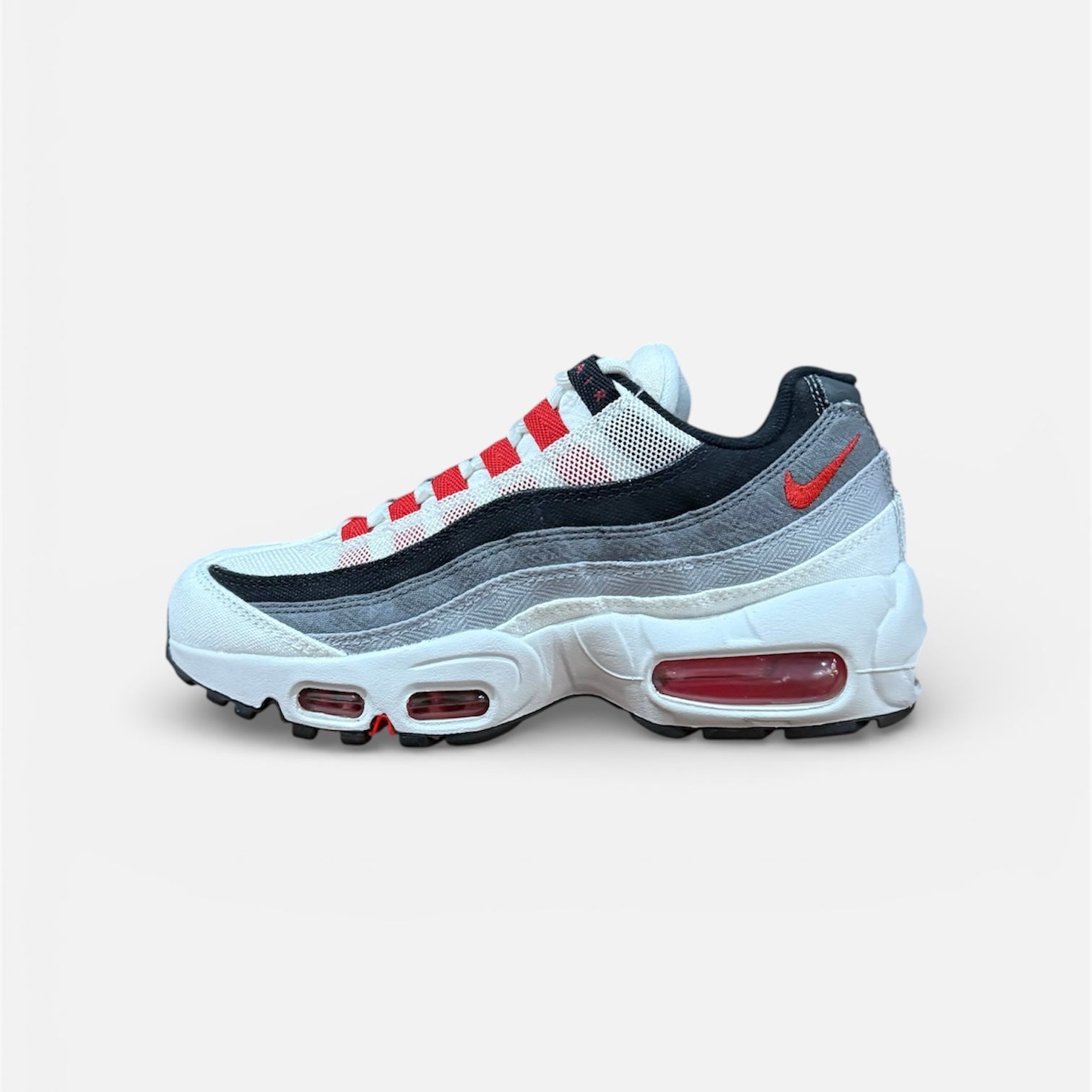 red white blue air max 95
