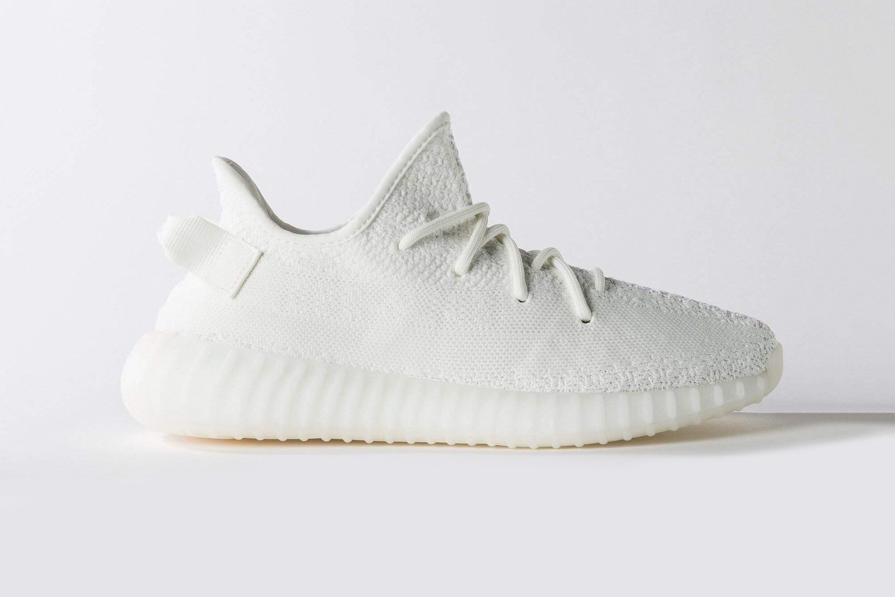 YZY v2 season returns with an essiential summer colourway....
