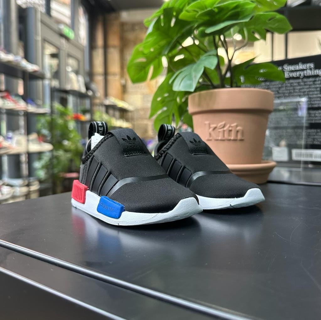 REC1074 - ADIDAS NMD BLACK INFANT UK4K