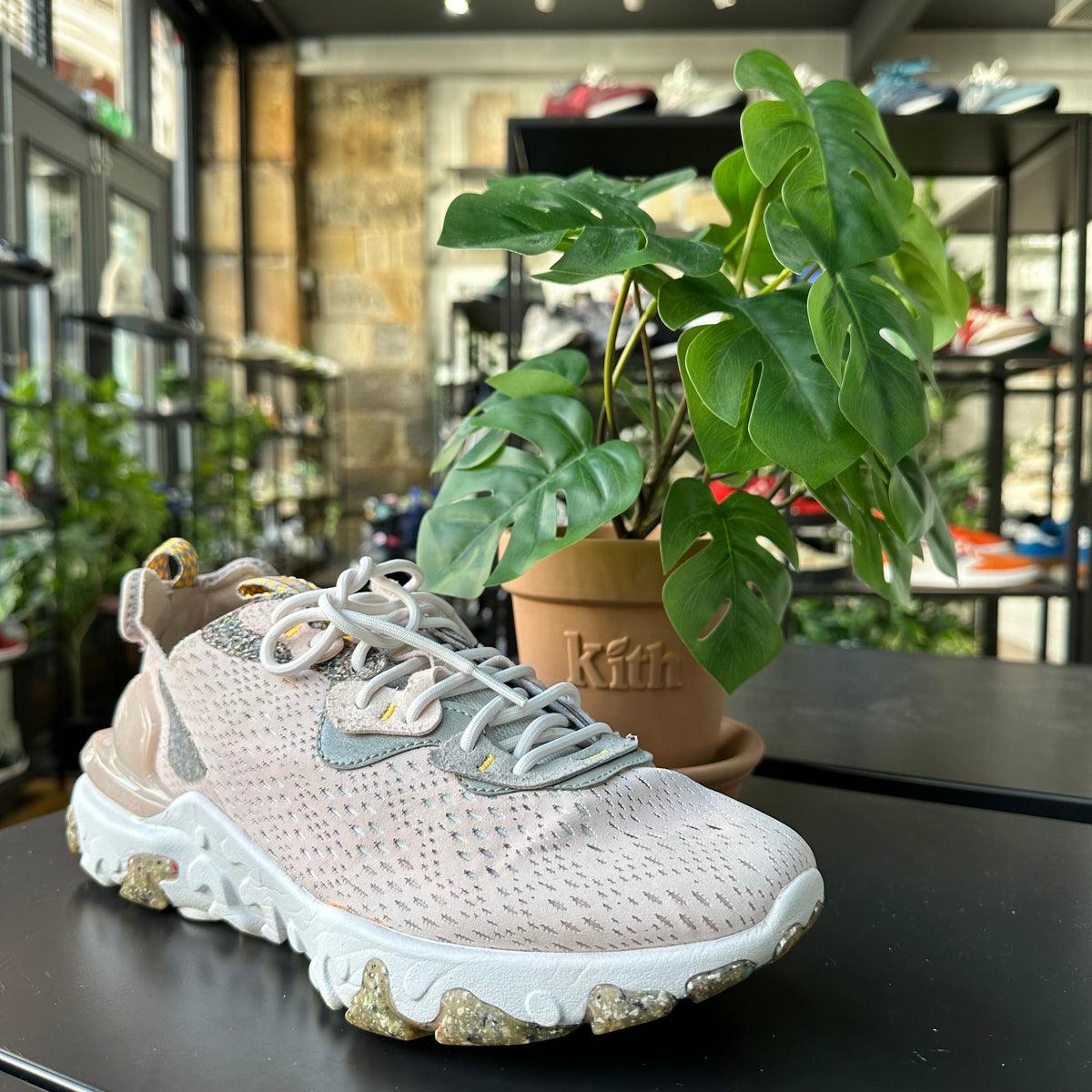 REC0466 - NIKE REACT PINK UK 9