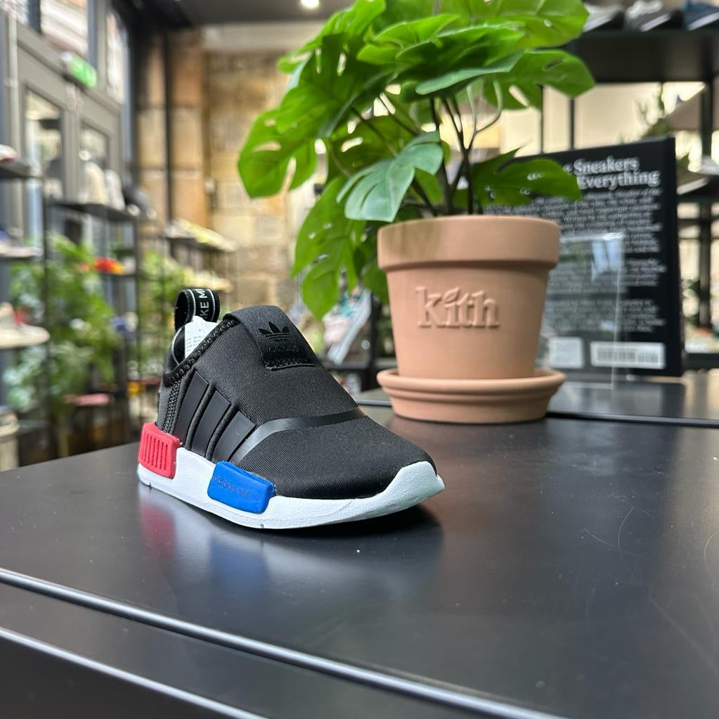 REC1074 - ADIDAS NMD BLACK INFANT UK4K