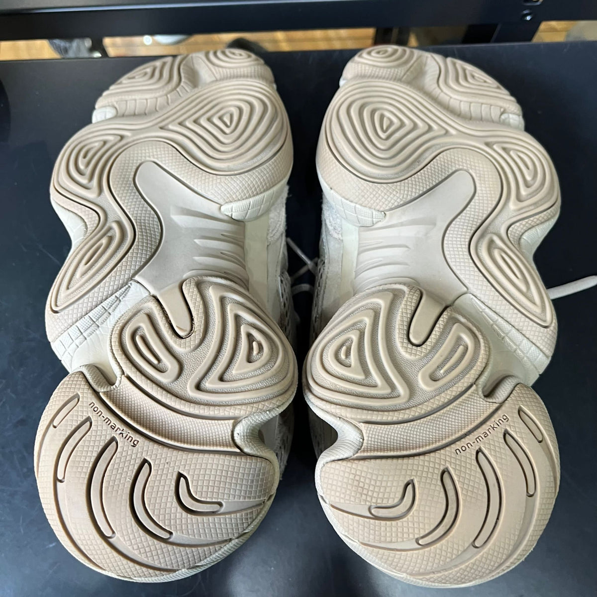 REC1054 - YEEZY 500 TAUPE LIGHT UK 8.5