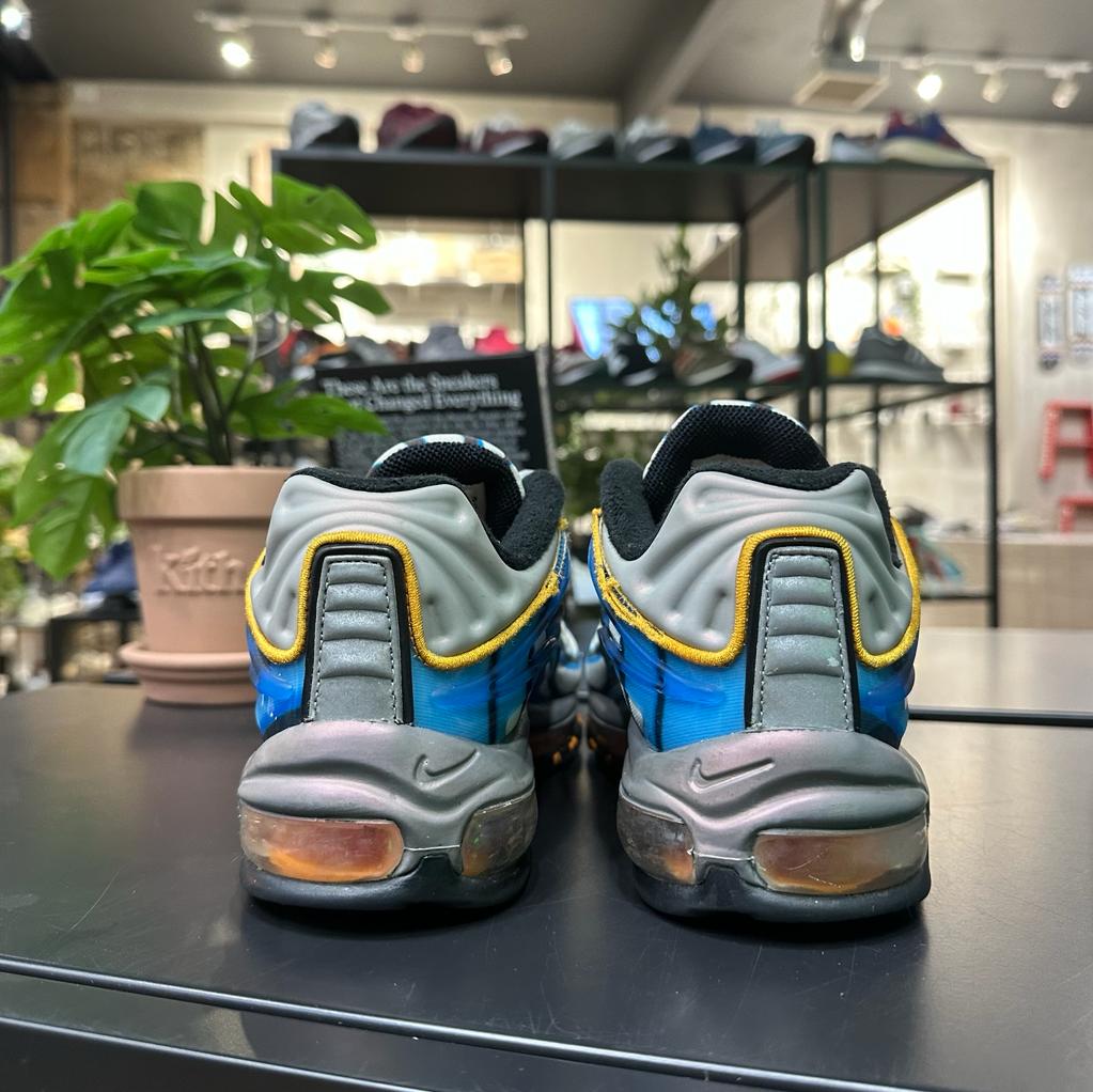 REC1078 - NIKE AIR MAX DELUXE PHOTO BLUE/ORANGE PEEL UK8.5