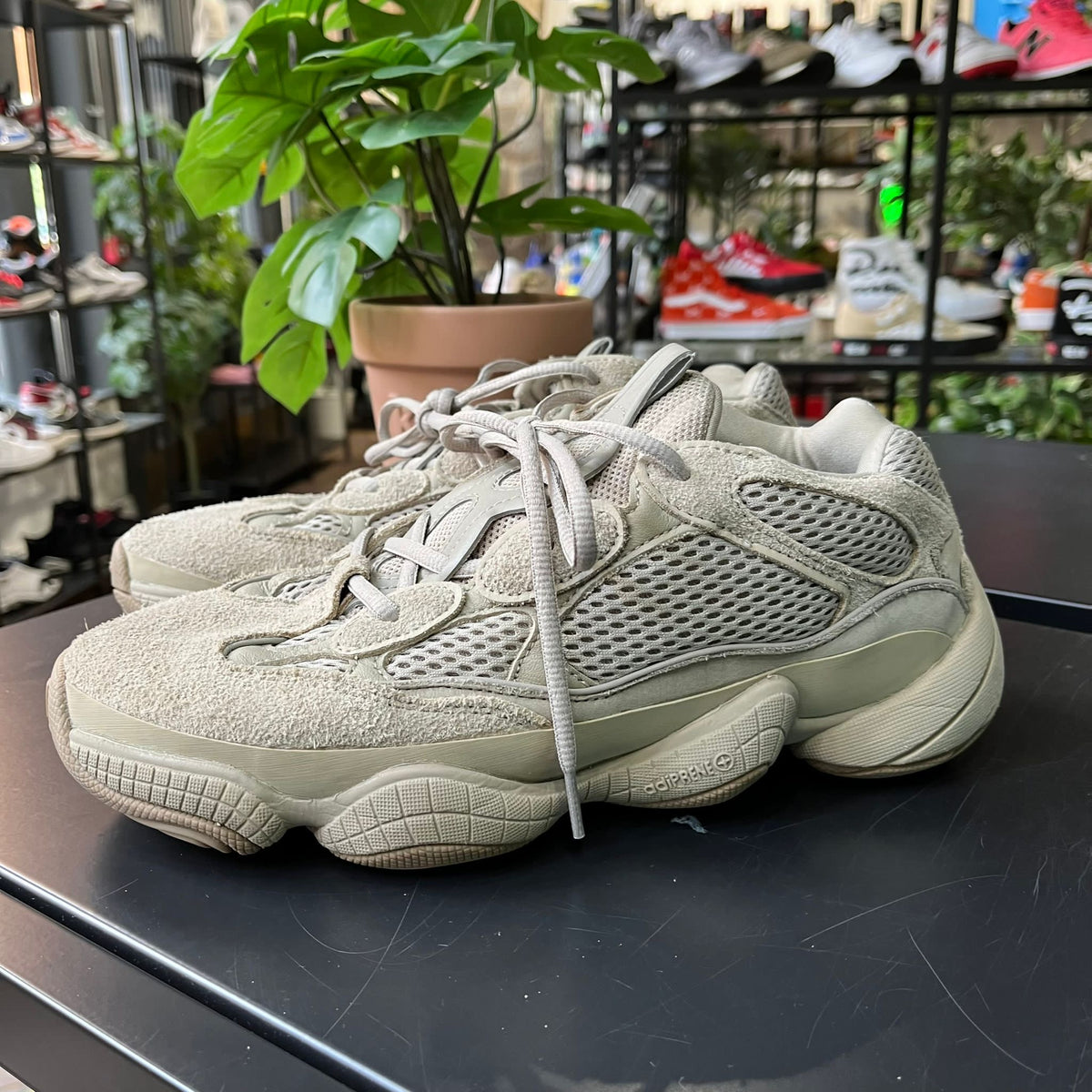 REC1054 - YEEZY 500 TAUPE LIGHT UK 8.5