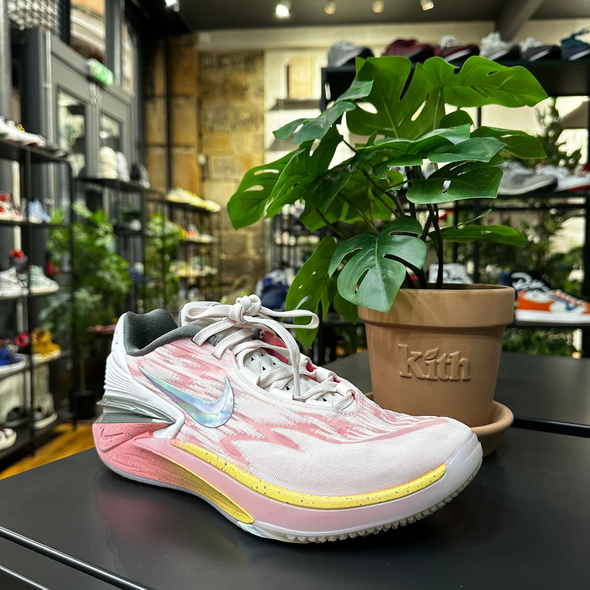 REC1029 - NIKE AIR ZOOM G.T. CUT2 UK 7