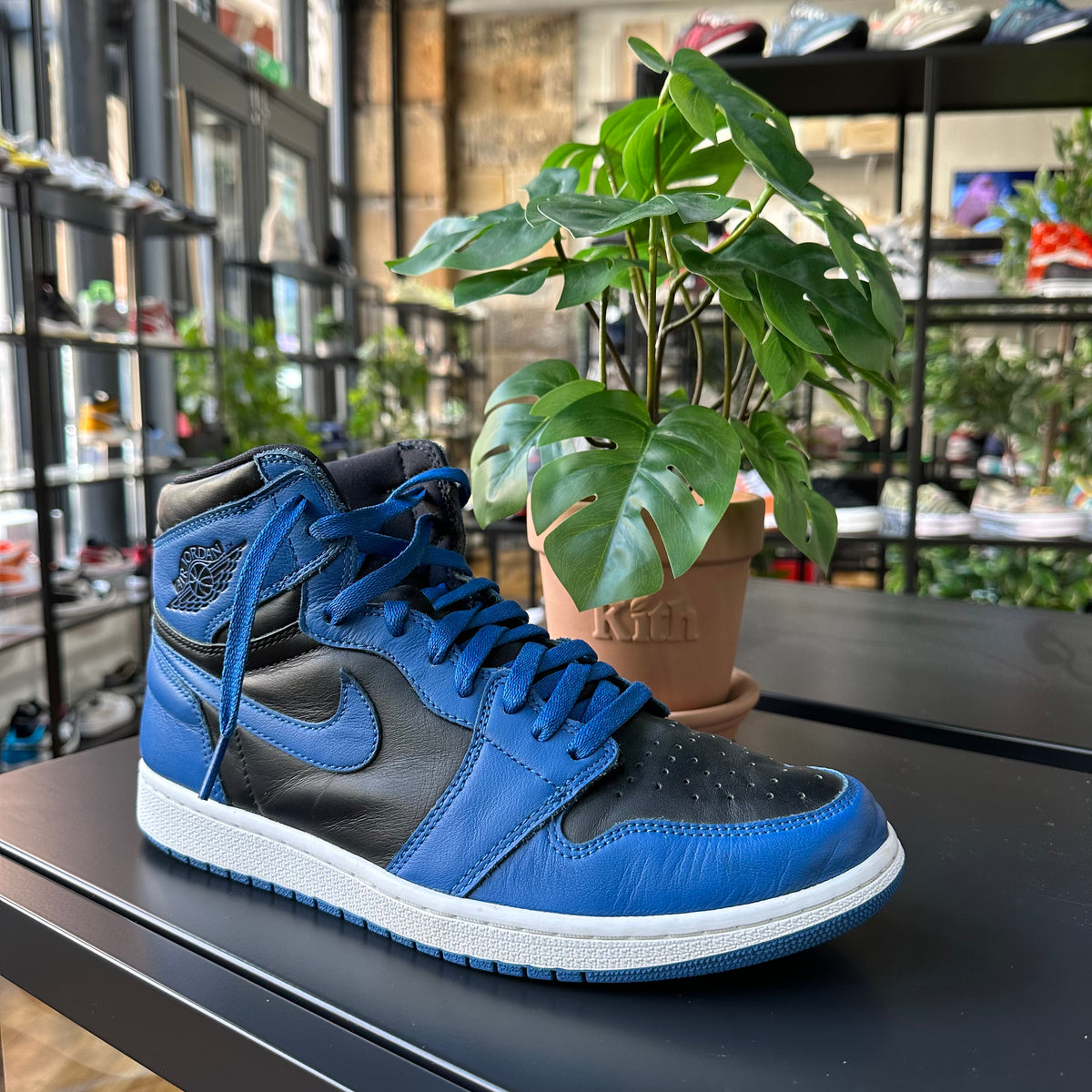 REC0670 JORDAN 1 DARK MARINA BLUE UK 10