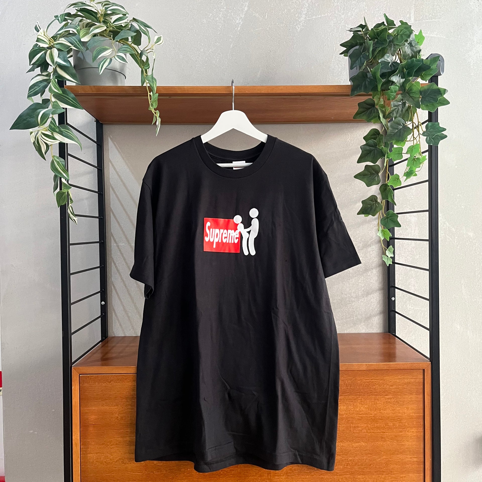 Supreme Stick Man Tee | FW25 | Black | LARGE – Sneakers ER Supreme Stick Man Tee | FW25 | Black | LARGE – Sneakers ER