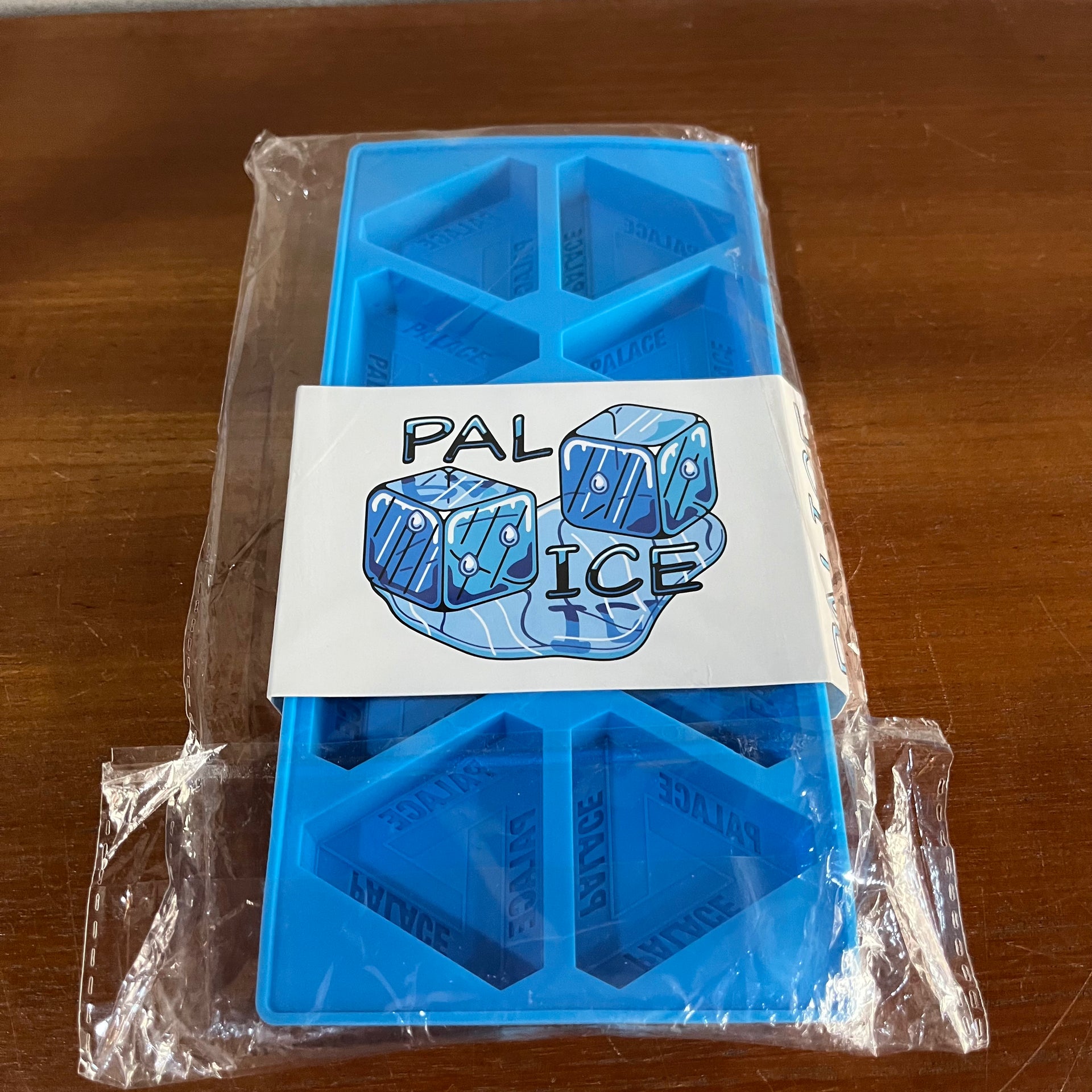 調理器具 Palace TRI-FERG ICE CUBE TRAY Palace Pal Tri-Ferg Ice Cube Tray | 2019 | Blue | O/S – Sneakers ER