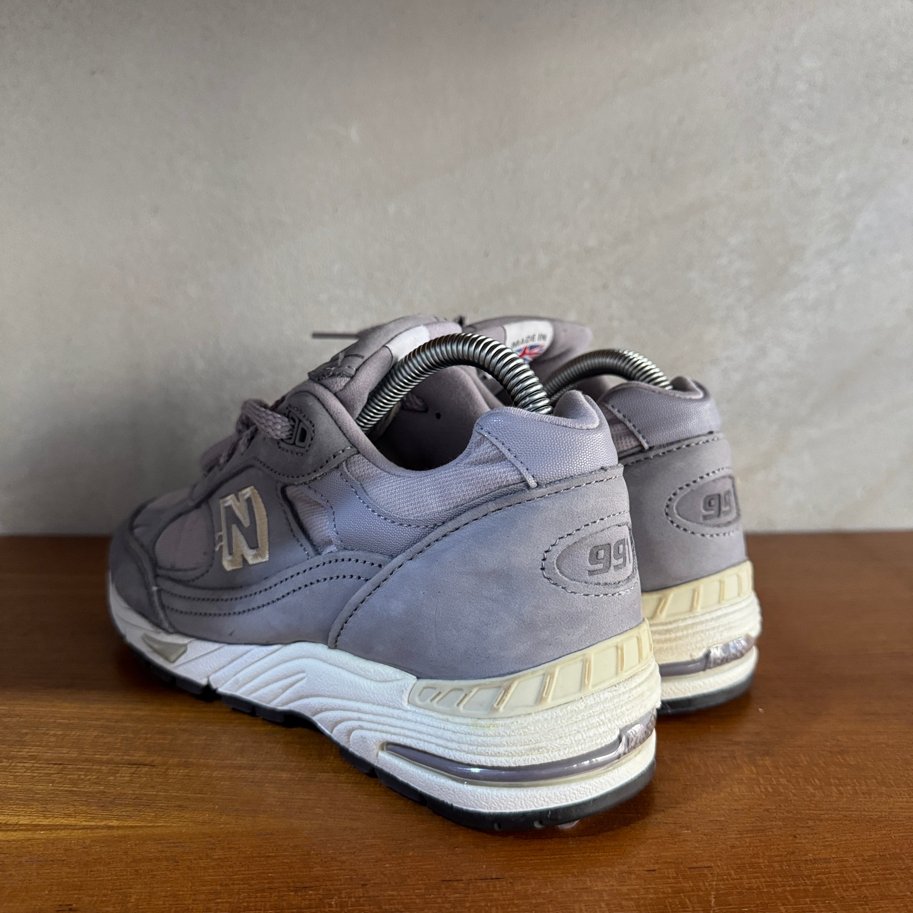 New balance 991 lila on sale