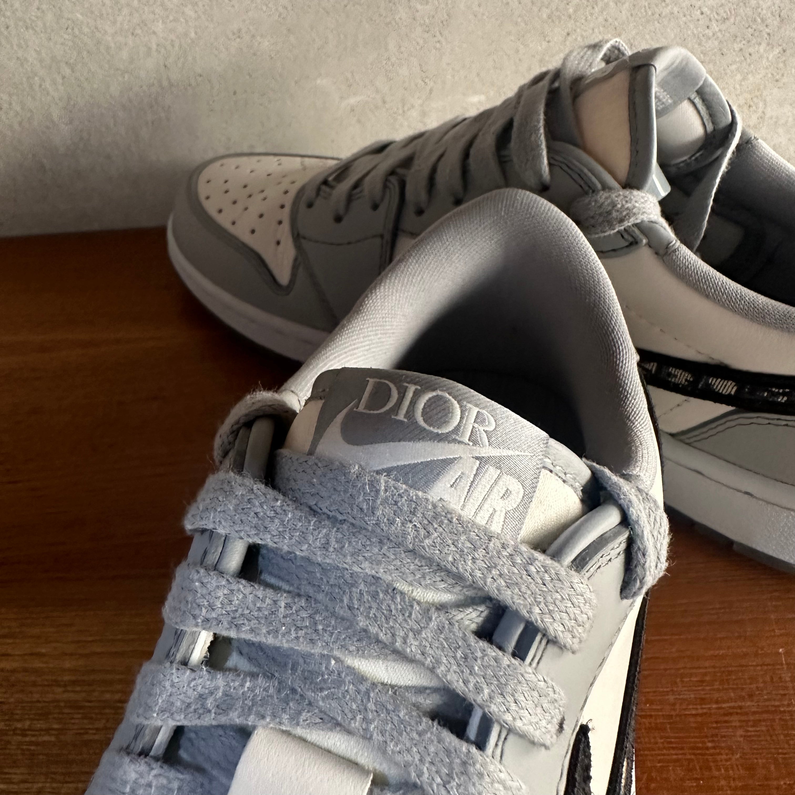 UK US AIR JORDAN LOW x DIOR White Black Sail
