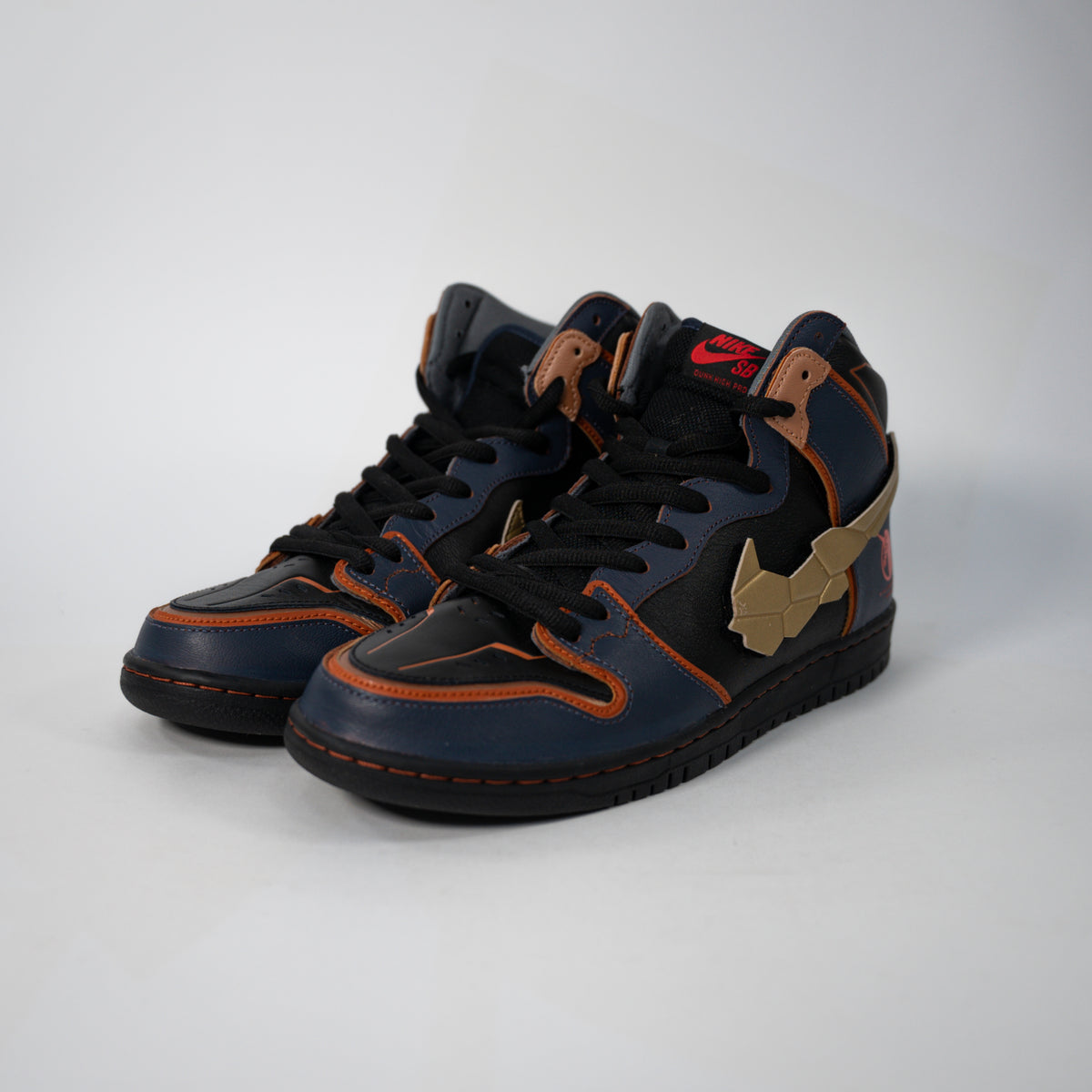REC0472 - NIKE DUNK SB HI GUNDAM 2021 UK 10