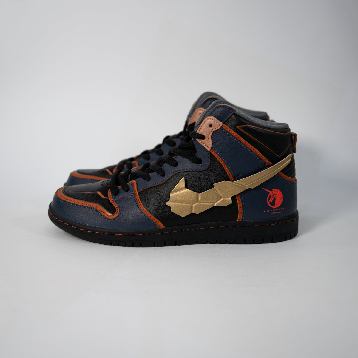 REC0472 - NIKE DUNK SB HI GUNDAM 2021 UK 10