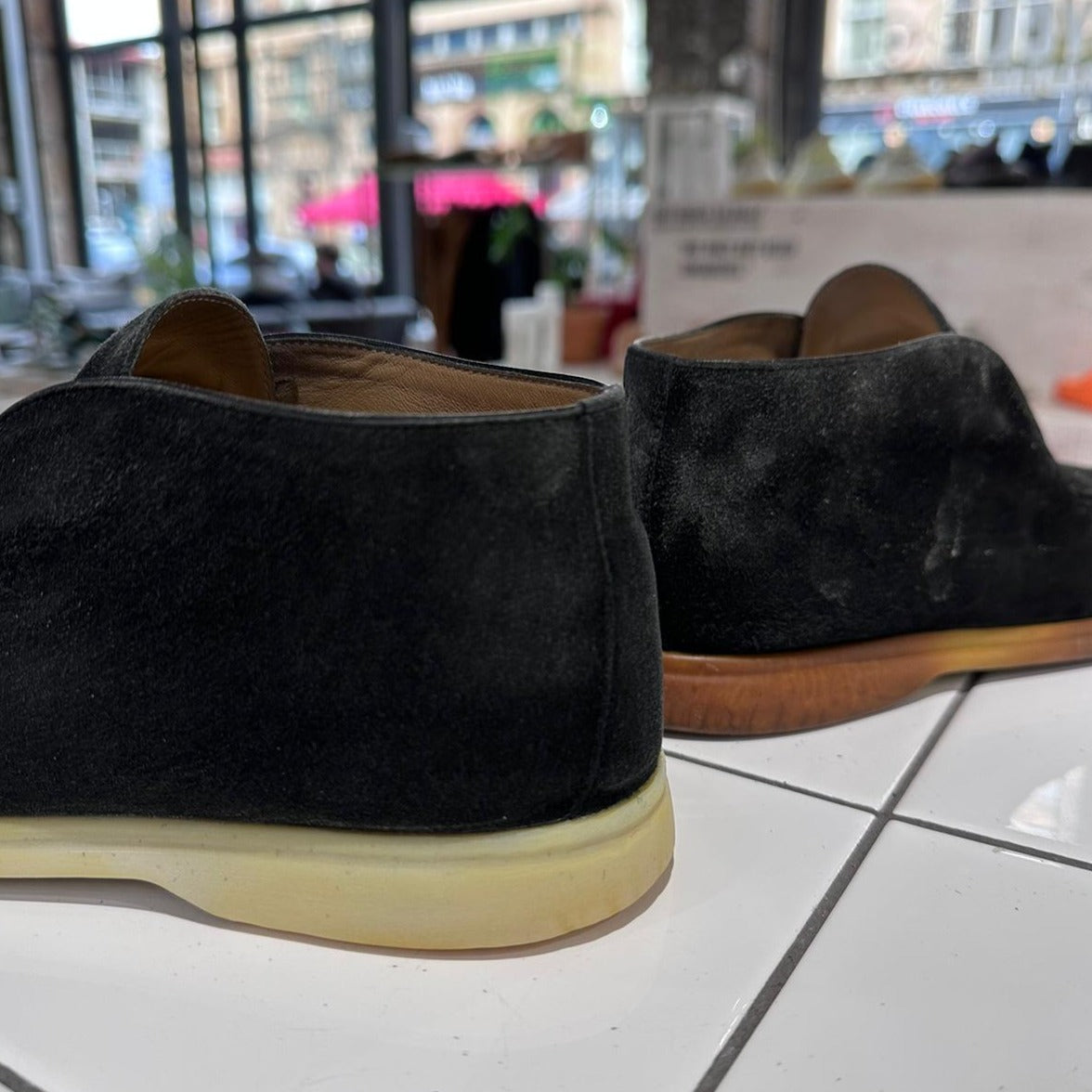 LORO PIANA SHOE SERVICES &lt;br&gt; WITH RETURN SHIPPING &lt;br&gt; PRICE - £55+